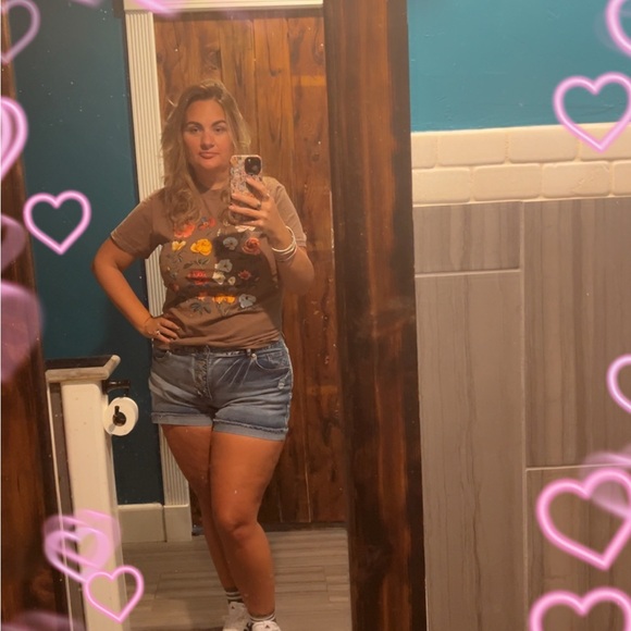 Meet your Posher, Christen - Picture 7 of 7